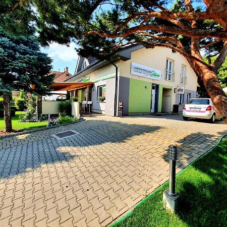 Agropenzion 7Divov Dolna Krupa Ngoại thất bức ảnh